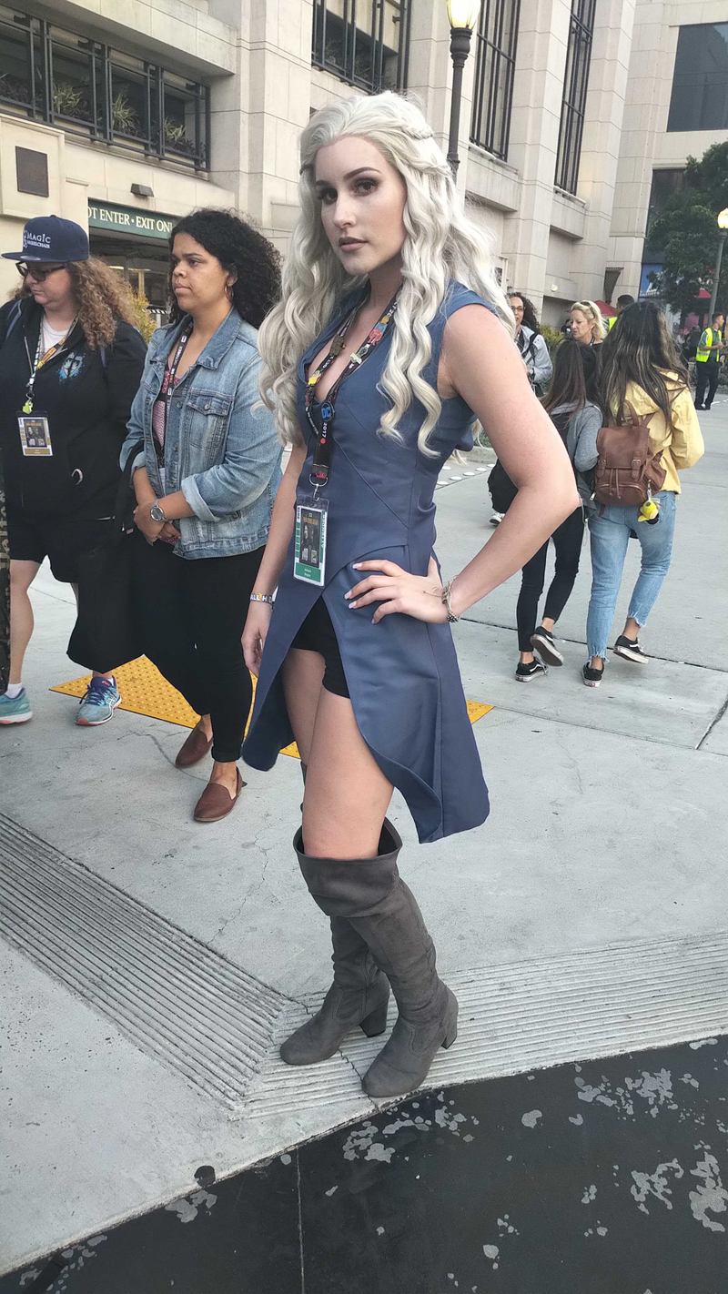 The Mother of Dragons is serving looks.